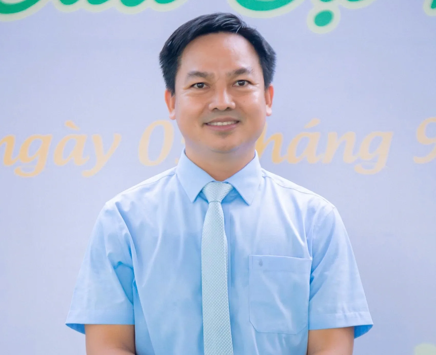 Thầy Lê Văn Đức